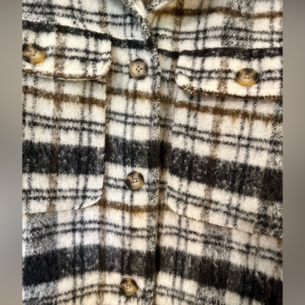 Universal Thread Oversize Wool Plaid Shacket. Ver… - image 3